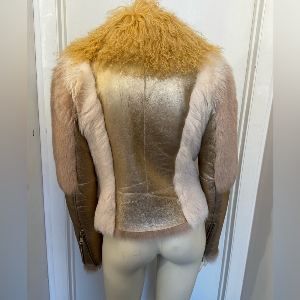 Exclusive Design Winter Jacket. Real leather, real fur. Size Small. New. - Picture 8 of 16
